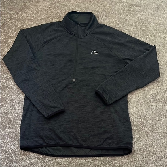L.L. Bean Tops - L.L Bean Women’s Black Lightweight Black Fleece Lined Pullover Size M